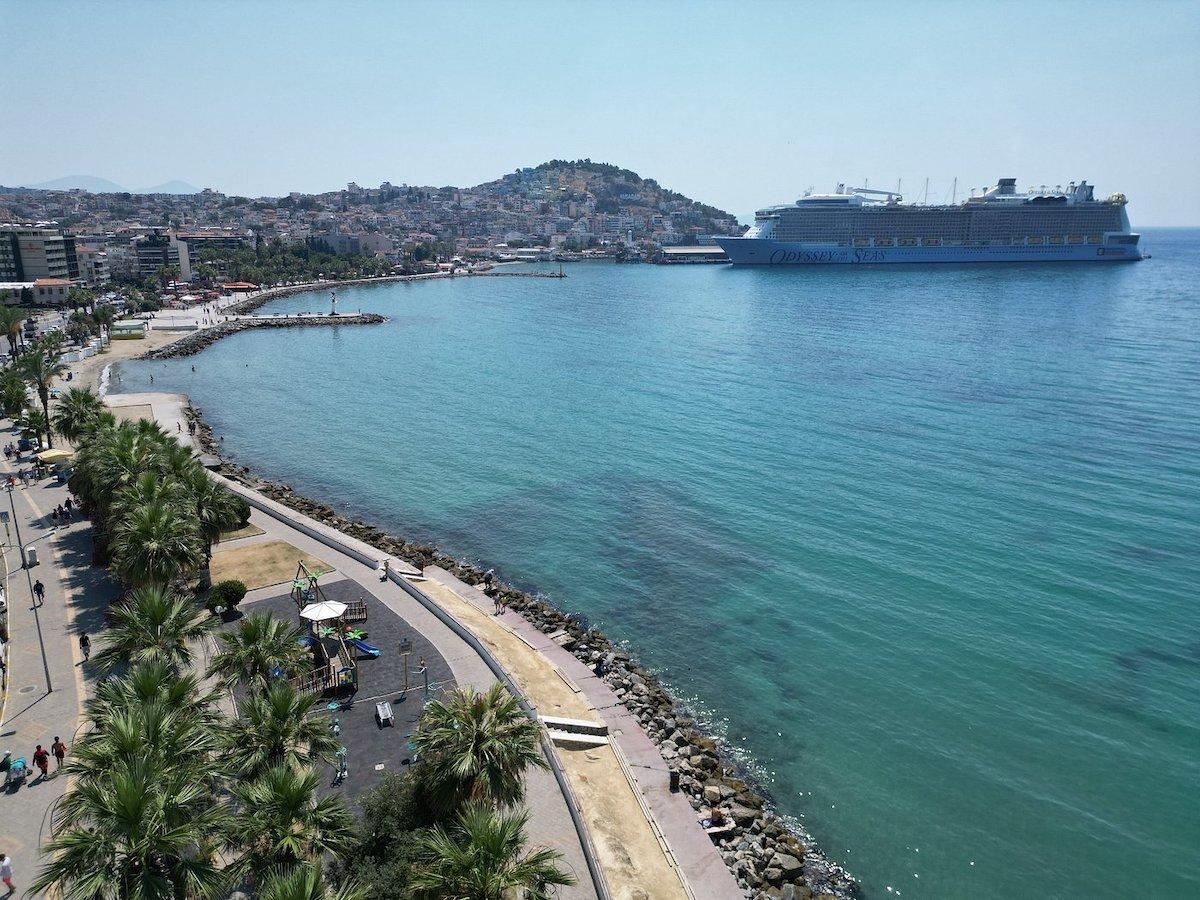 Risus Garden Marina Hotel / Risus Garden Marina Hotel