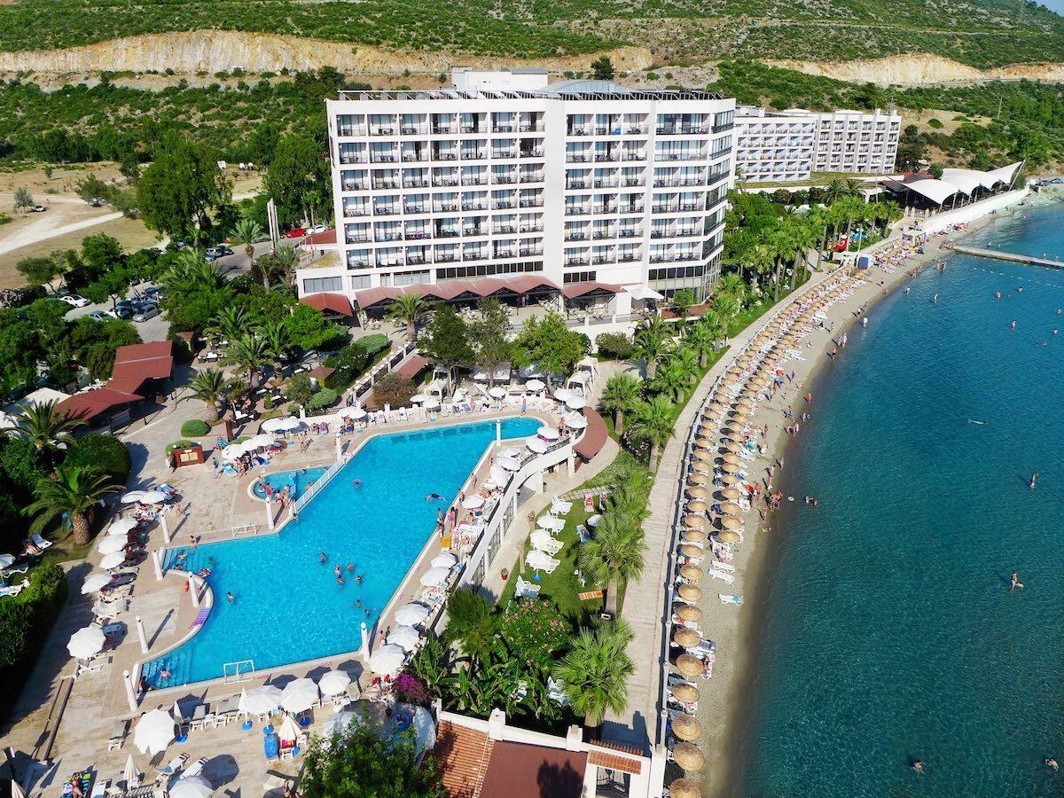 Tusan Beach Resort / Tusan Beach Resort