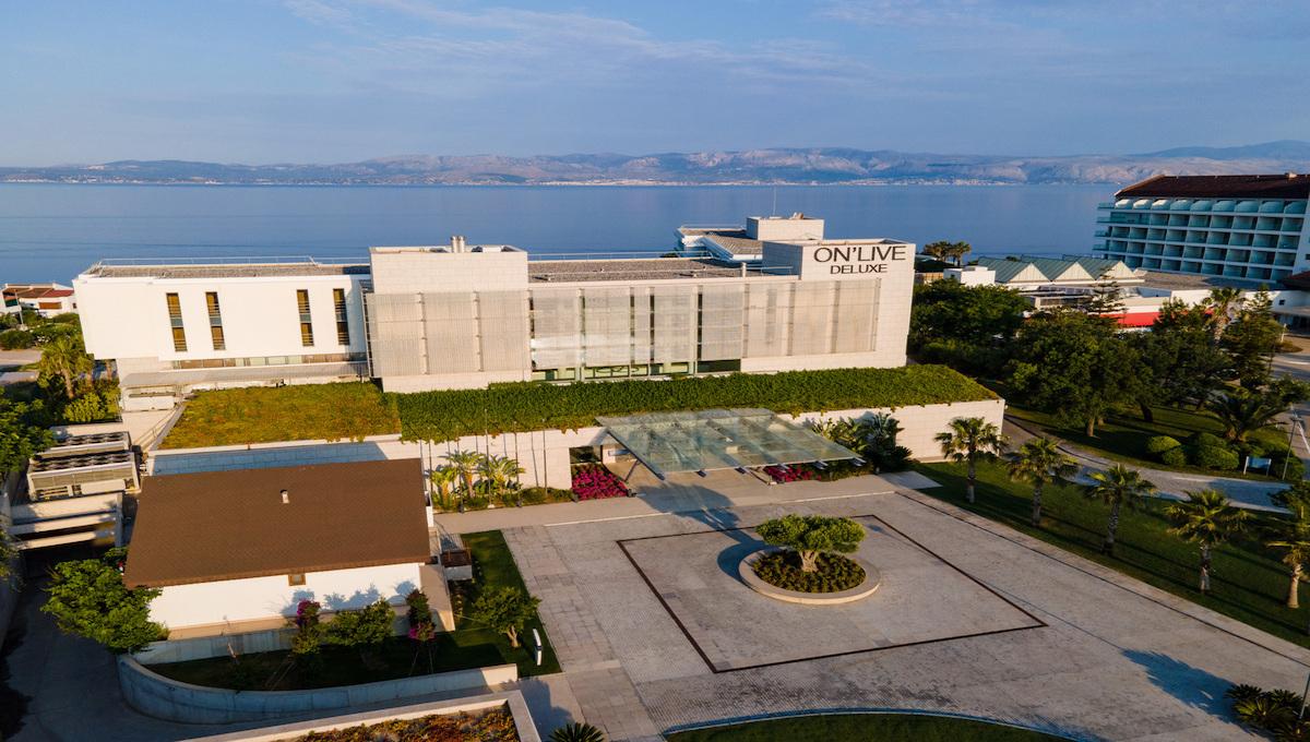 ON LIVE HOTEL