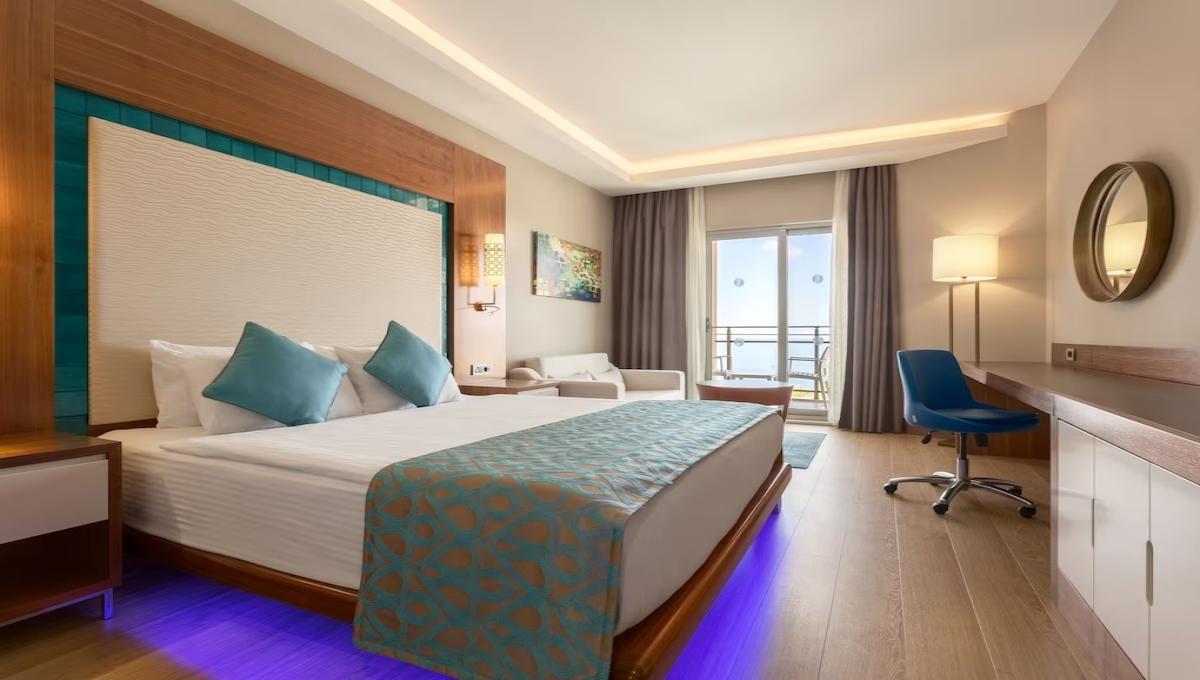 Ramada Resort By Wyndham Kusadasi & Golf / Ramada Resort By Wyndham Kusadasi & Golf