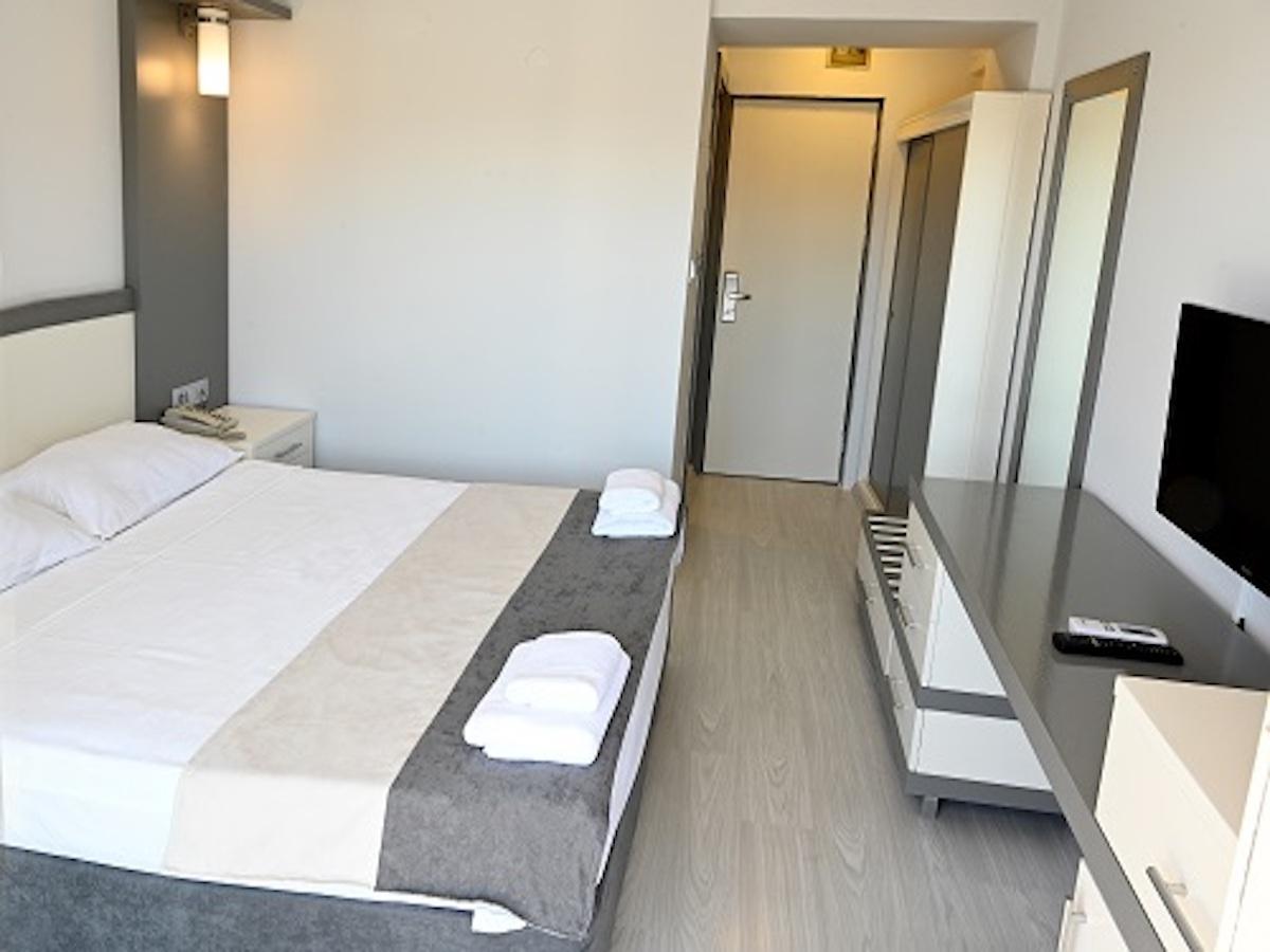 Roxx Royal Hotel / Roxx Royal Hotel