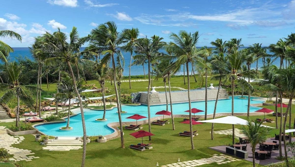 Shangri La Resort & Spa / Shangri La Resort & Spa