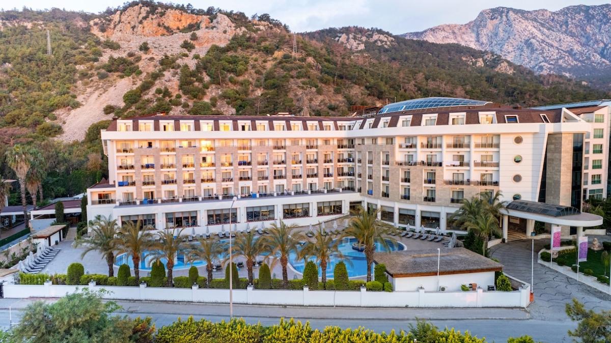 Sunland Resort Hotel / Sunland Resort Hotel