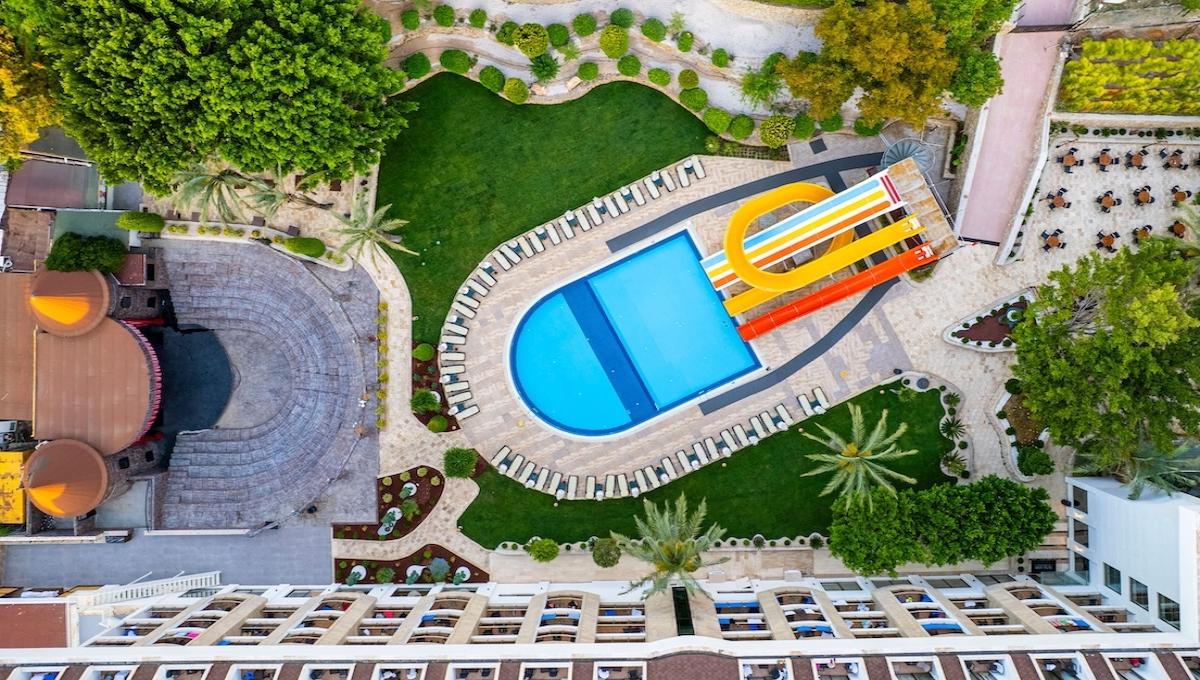 Sunland Resort Hotel / Sunland Resort Hotel