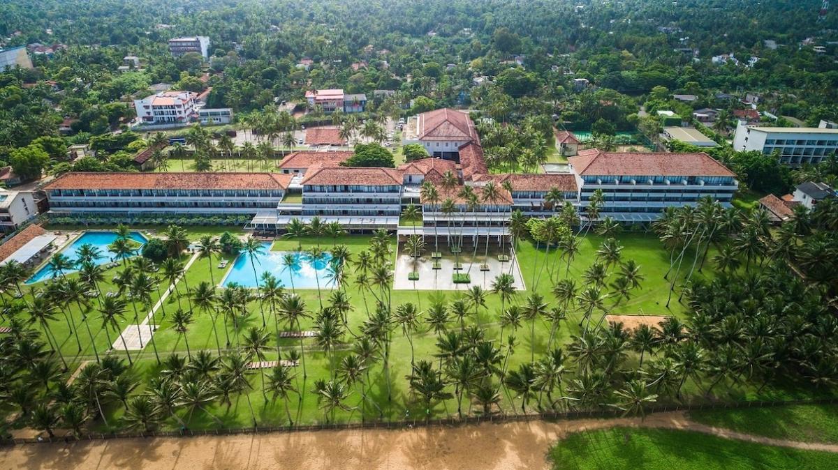 The Blue Water Hotel And Spa / The Blue Water Hotel And Spa