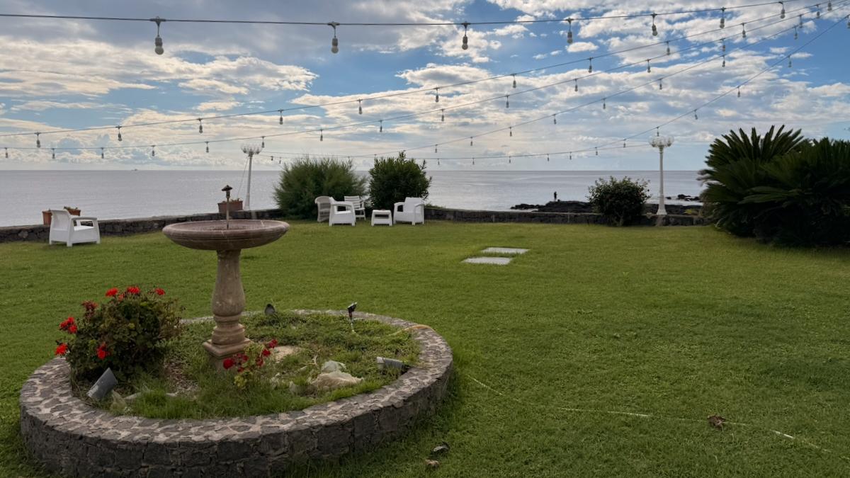 Arathena Rocks Hotel / Arathena Rocks Hotel