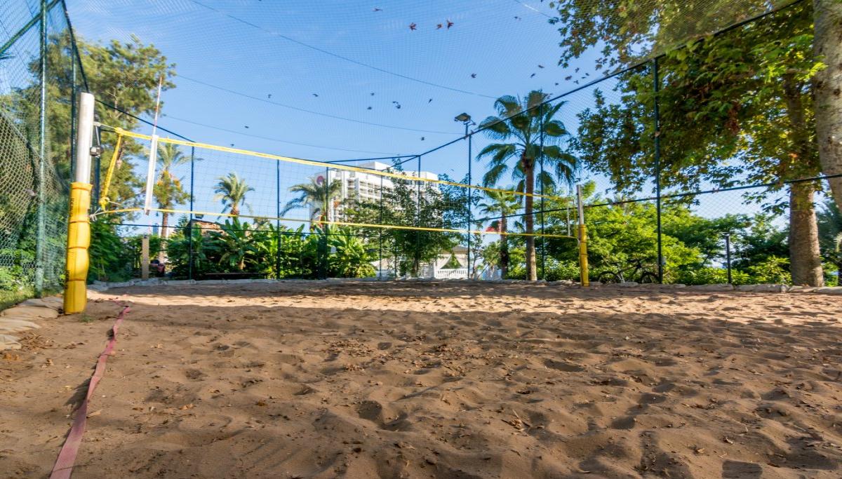 Akra Antalya / Akra Antalya