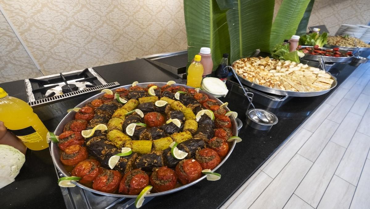 Asrin Beach Hotel / Asrin Beach Hotel