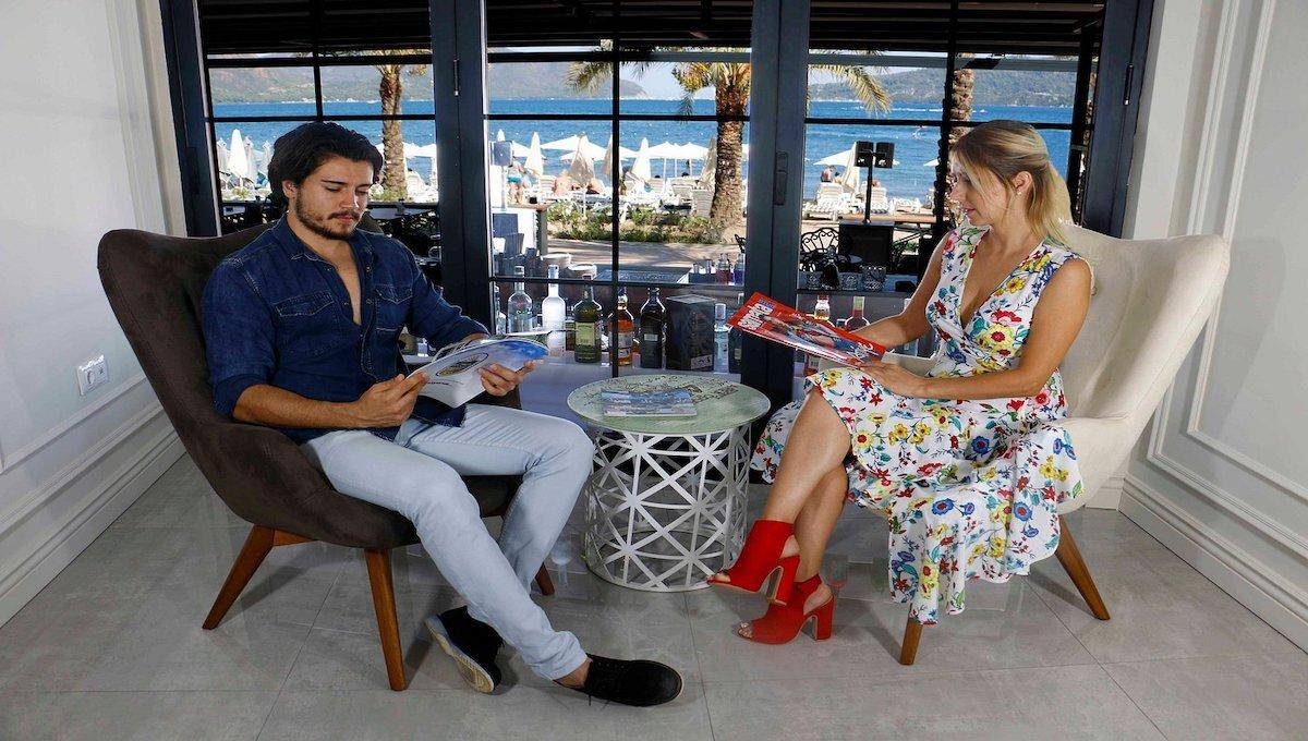 Aurasia Beach Hotel / Aurasia Beach Hotel