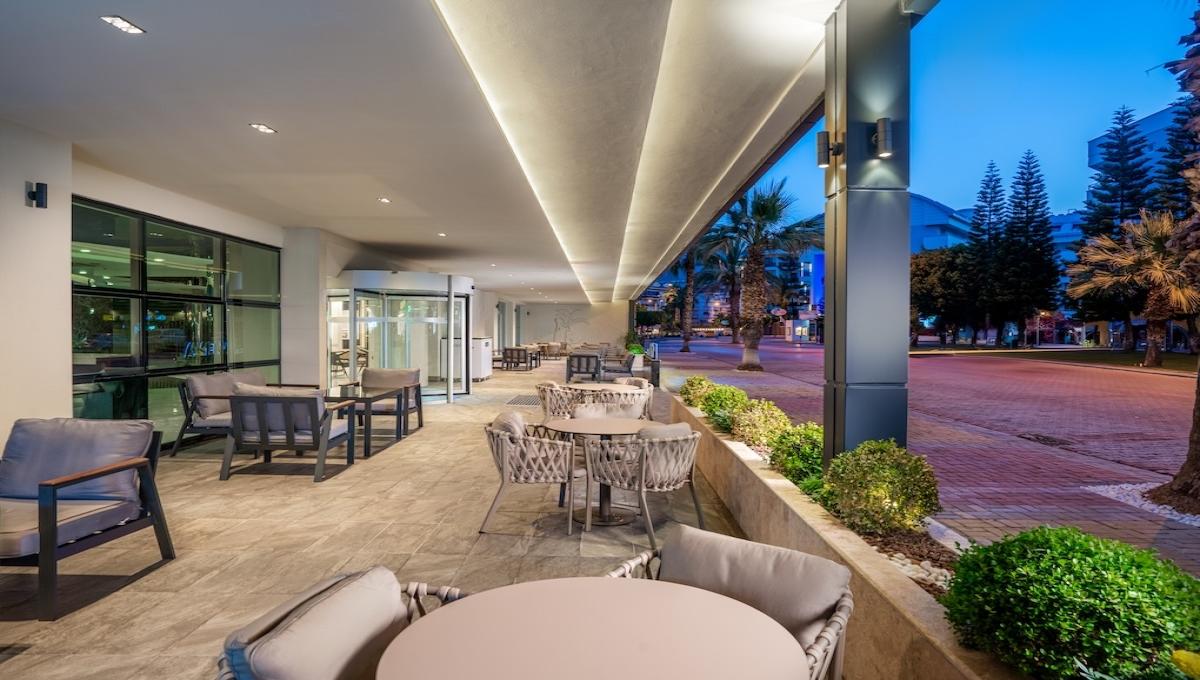 Avena Resort And Spa Hotel / Avena Resort And Spa Hotel