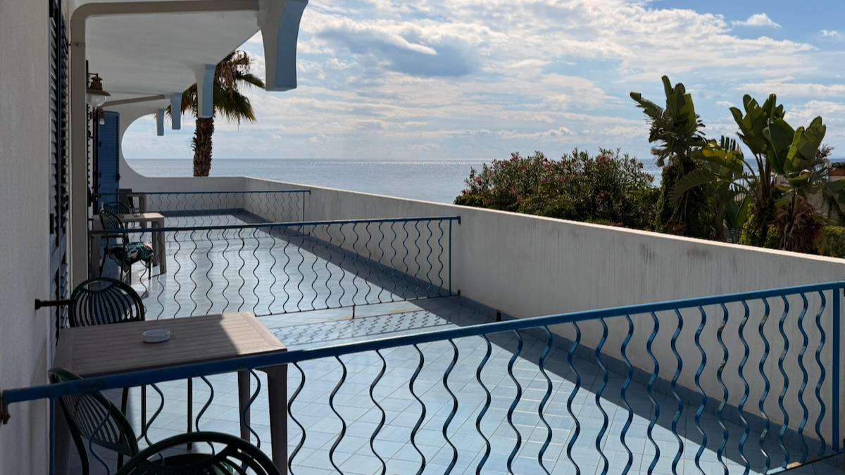 Baia Degli Dei / Baia Degli Dei