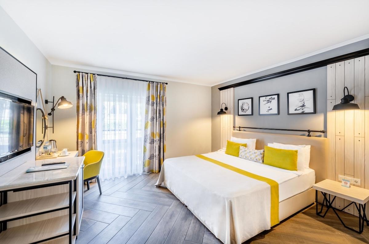 Club Marco Polo / Club Marco Polo