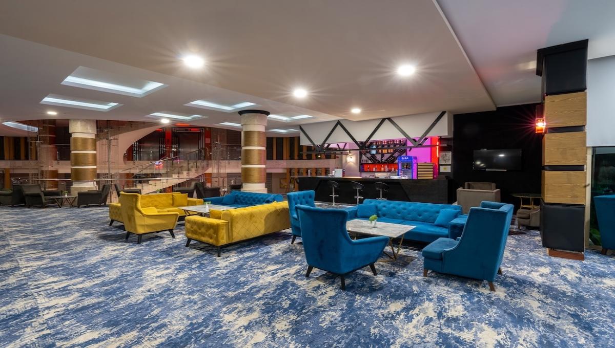 Grand Ring Hotel / Grand Ring Hotel