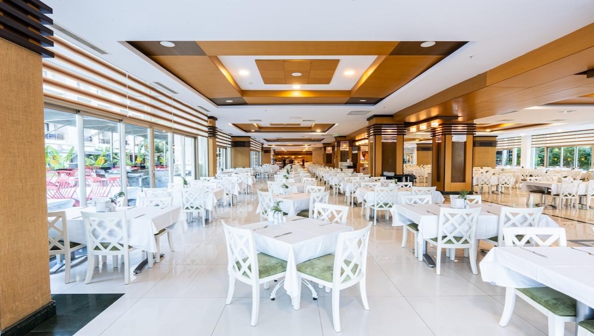 Grand Ring Hotel / Grand Ring Hotel