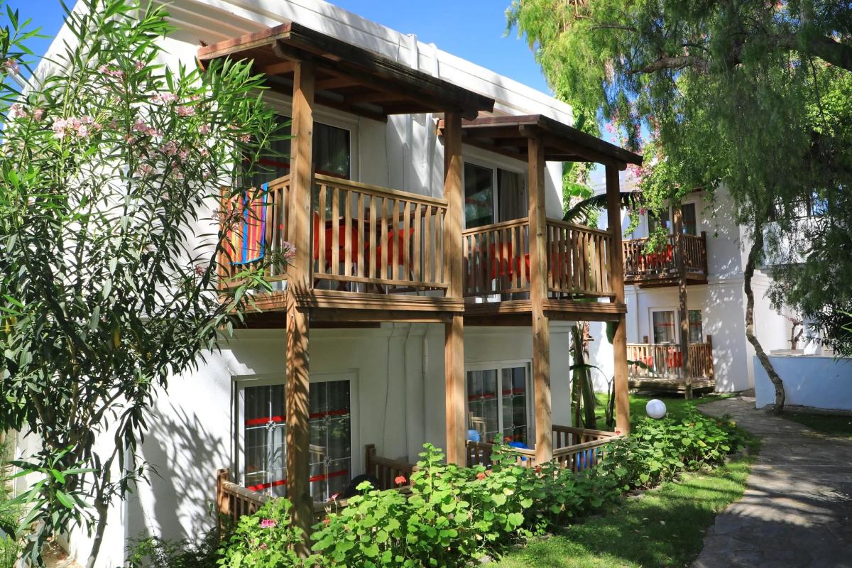 Hotel Very Chic Bodrum / Hotel Very Chic Bodrum