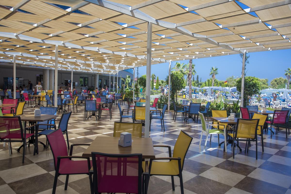 Lonicera Resort Spa Hotel / Lonicera Resort Spa Hotel