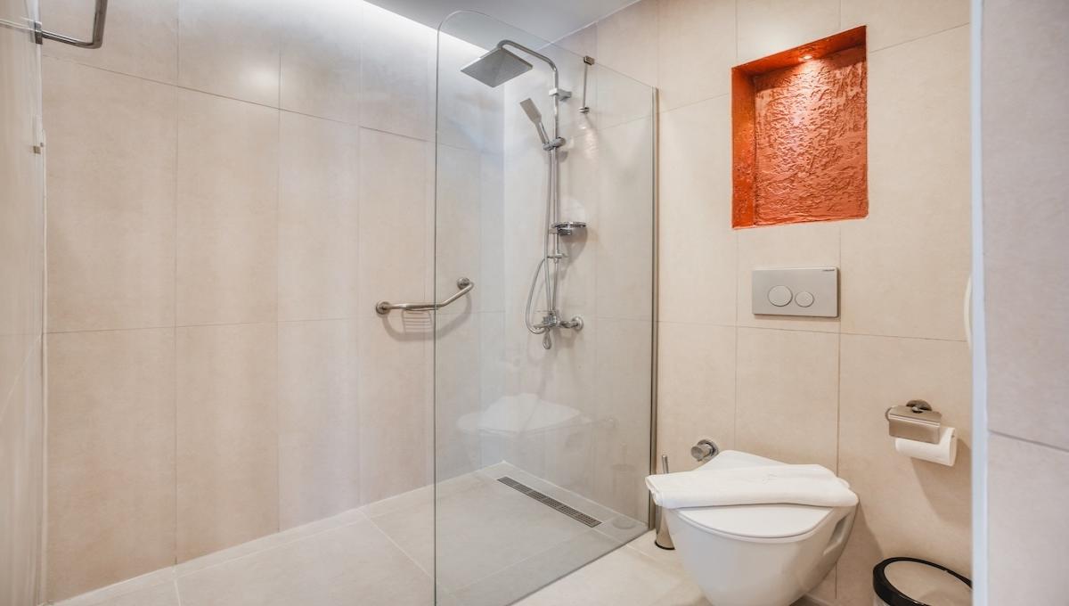 Marti La Perla / Marti La Perla