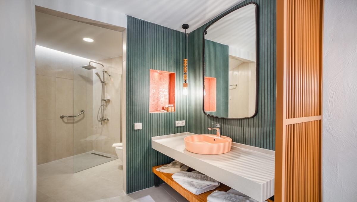 Marti La Perla / Marti La Perla