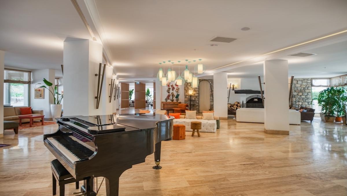 Marti La Perla / Marti La Perla