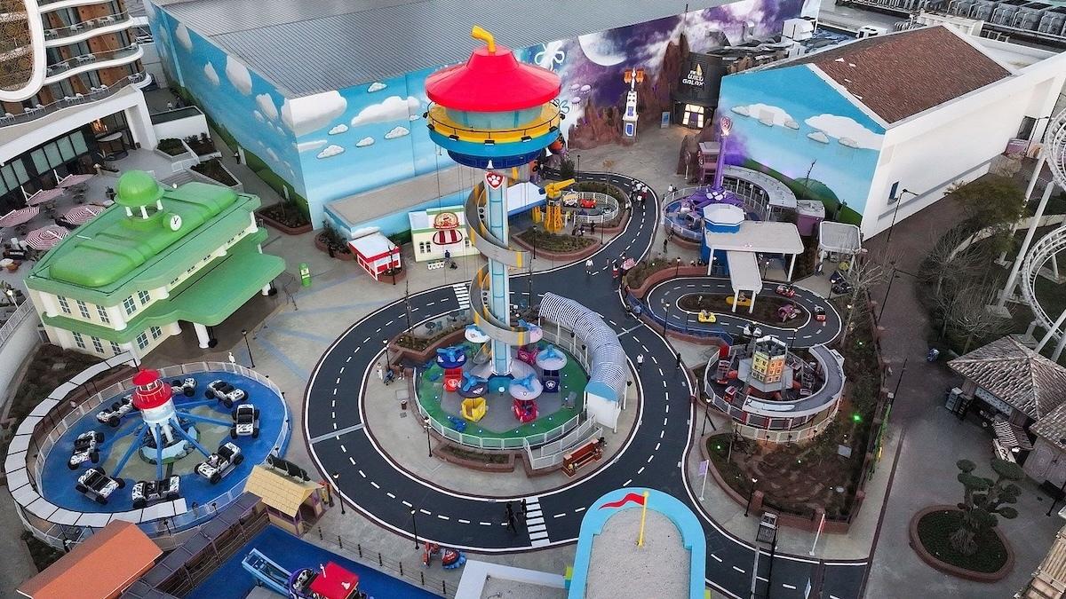 The Land Of Legends Nickelodeon Hotel / The Land Of Legends Nickelodeon Hotel