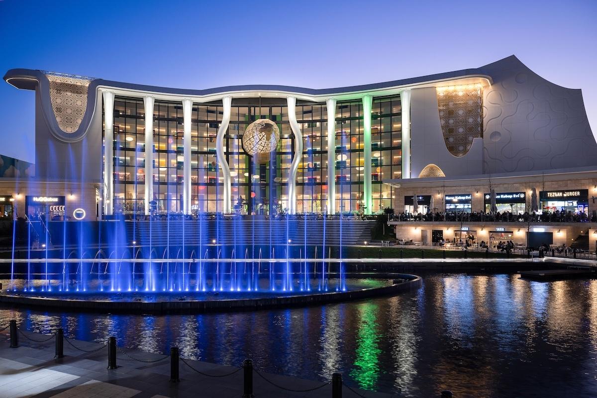 THE LAND OF LEGENDS - NICKELODEON HOTEL