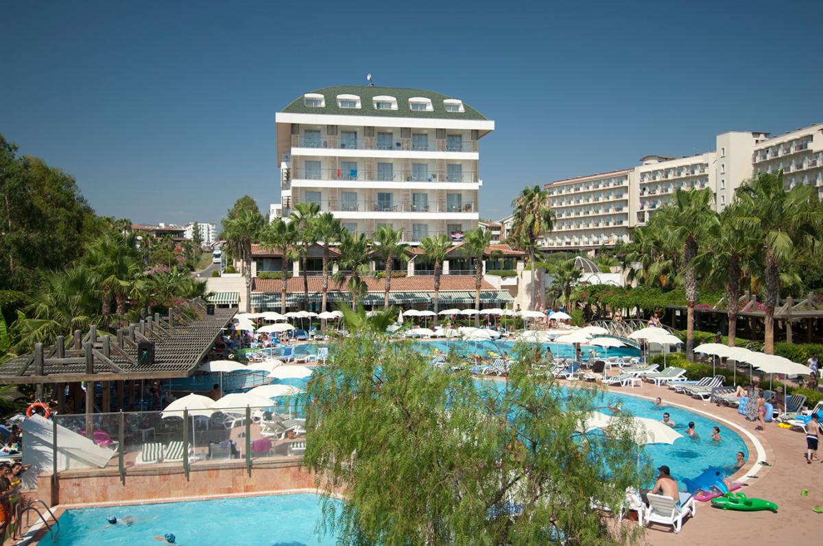 Trendy Palm Beach Adults Only 16+ / Trendy Palm Beach Adults Only 16+