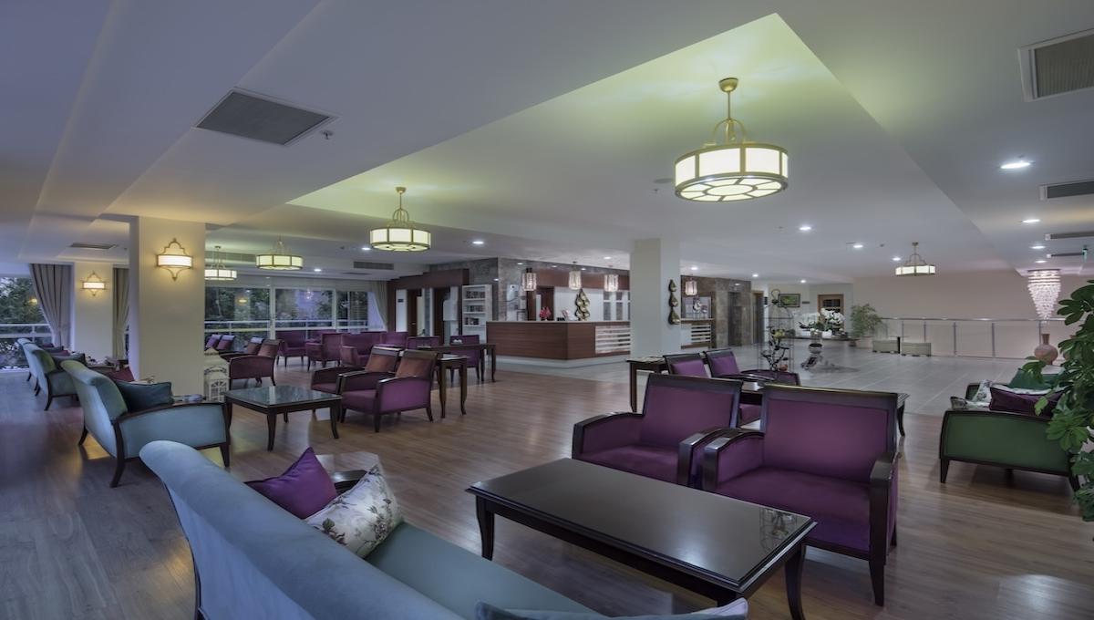 Trendy Side Beach Adult Only 16+ / Trendy Side Beach Adult Only 16+