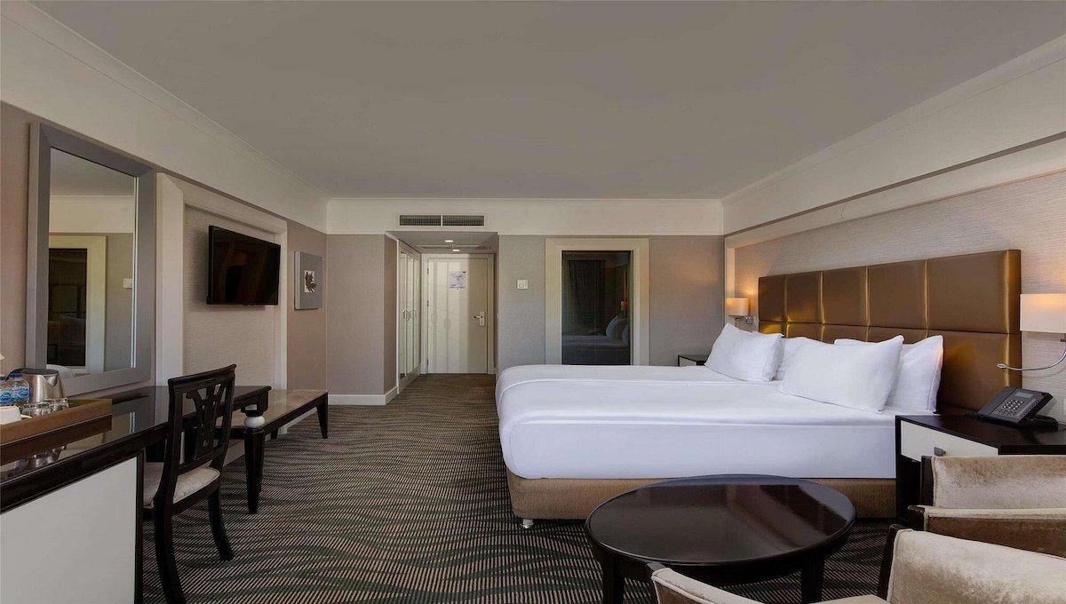 Tui Magic Life Rixos Beldibi (+16) / Tui Magic Life Rixos Beldibi (+16)