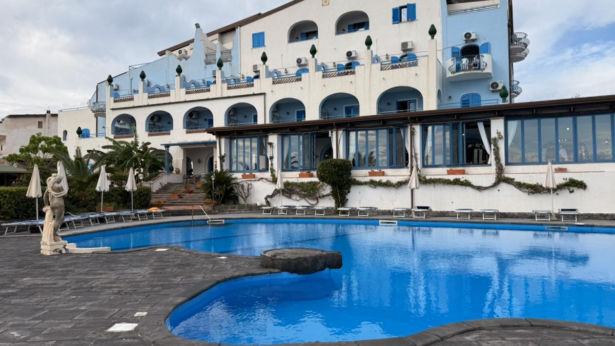 Arathena Rocks Hotel / Arathena Rocks Hotel