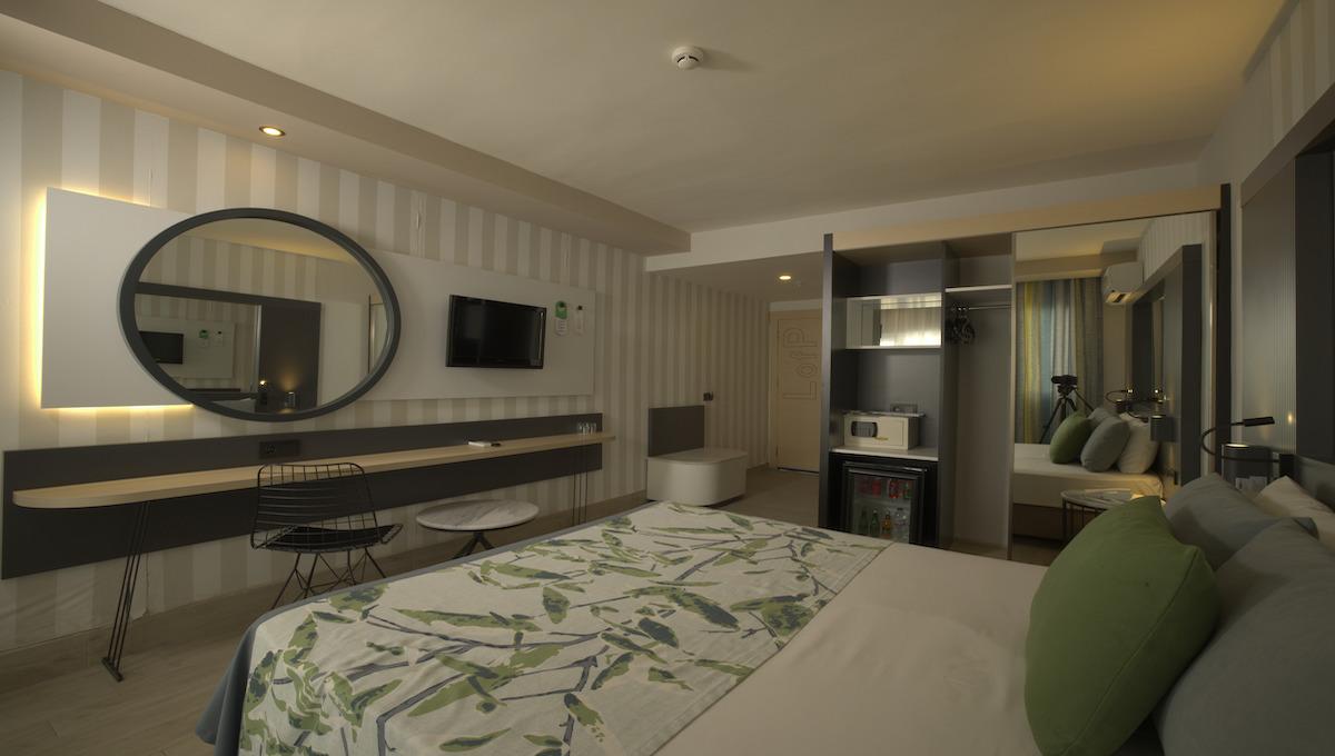 Eos Beach Resort / Eos Beach Resort