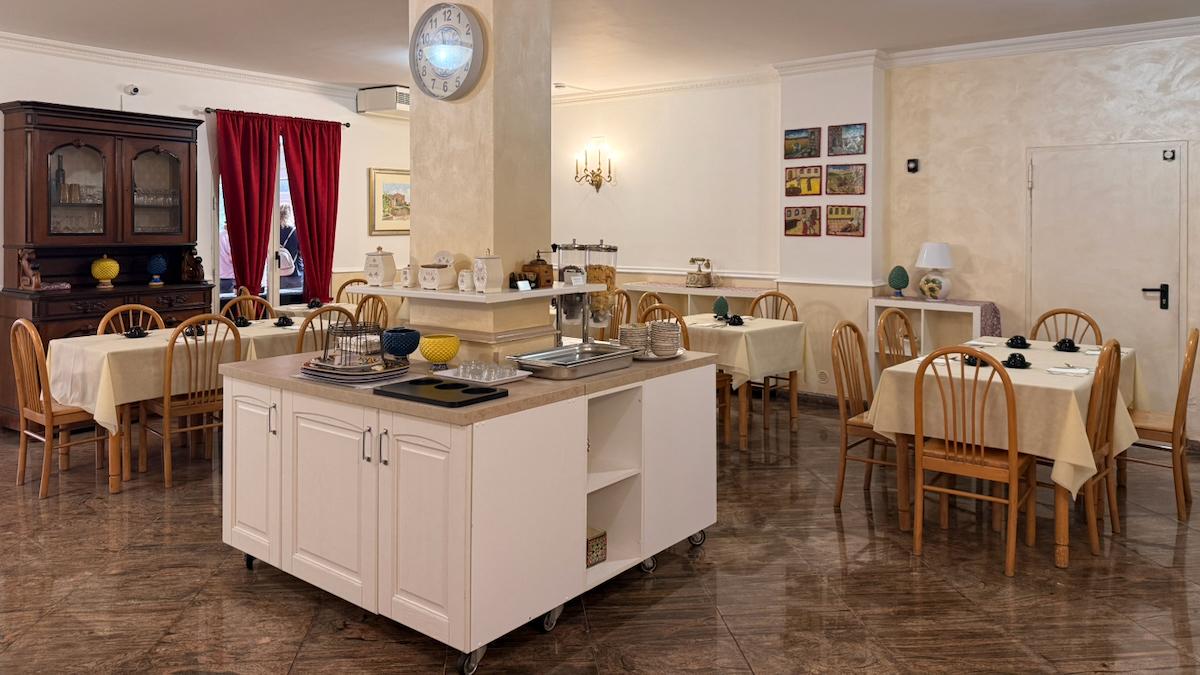 Hotel Alexander / Hotel Alexander