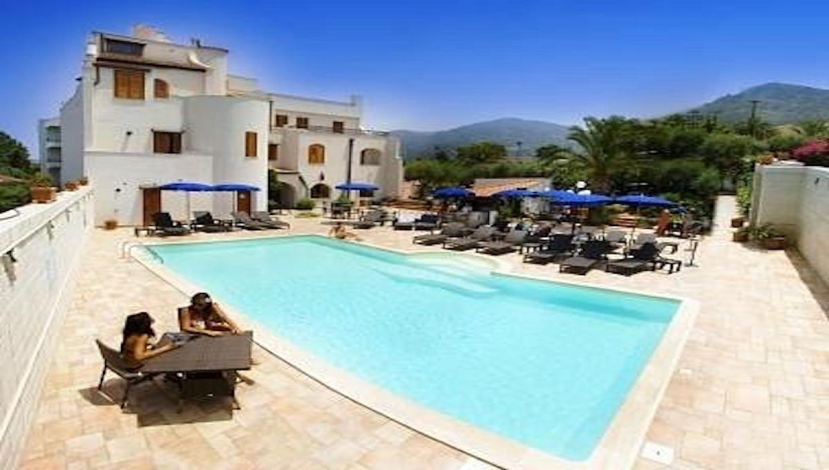 Hotel Baia Del Capitano / Hotel Baia Del Capitano