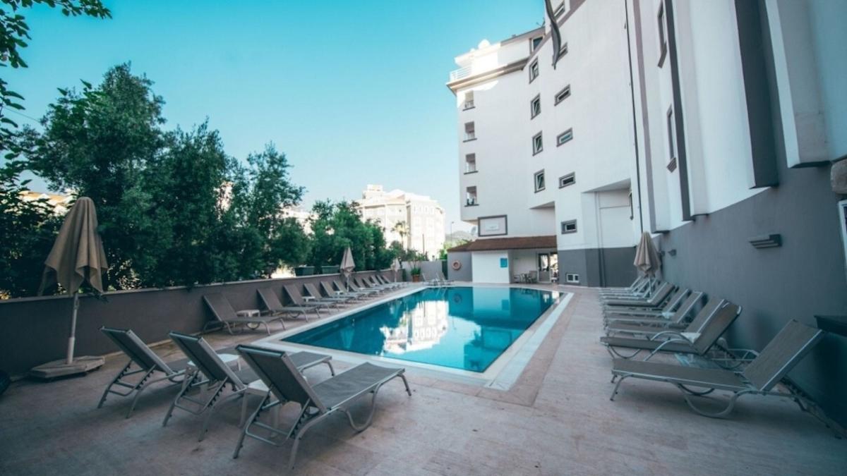 Mert Seaside Hotel / Mert Seaside Hotel