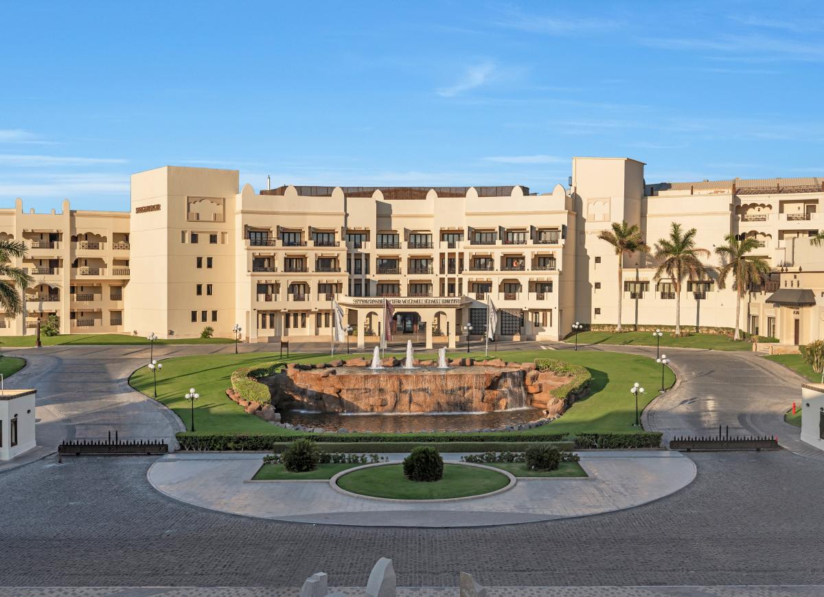 STEIGENBERGER AL DAU BEACH HOTEL